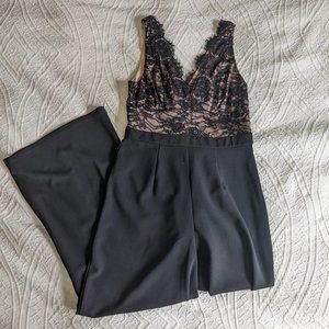 Francesca's Size M - V-Neck Lace black and nude jumpsuit